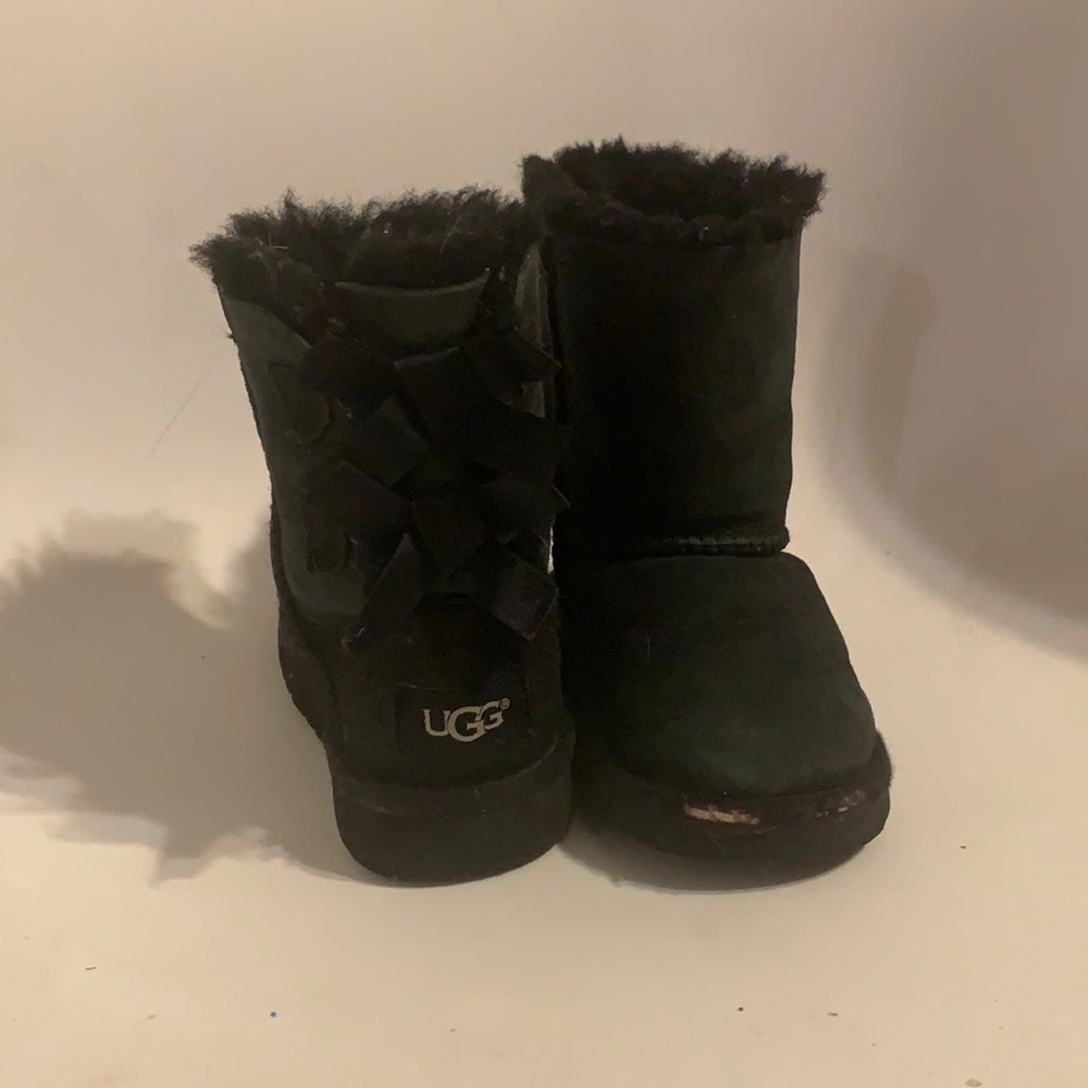 Black toddler ugg boots toddler size 9